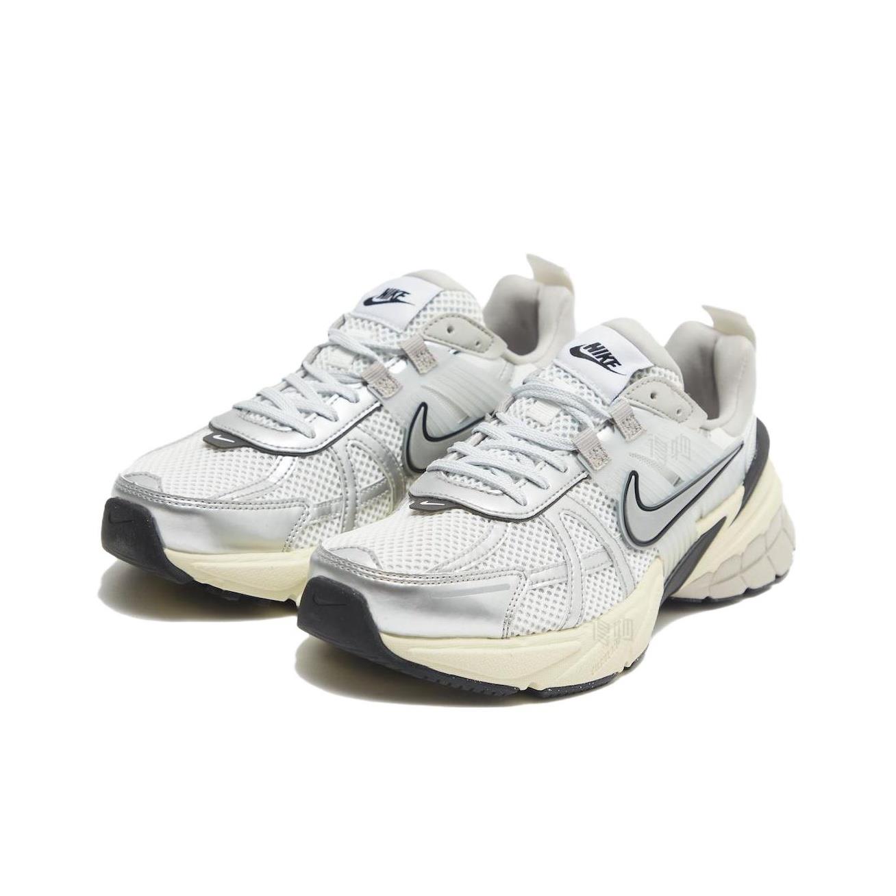 Women Shoes Running Nike - Nike V2K Run Stijlvolle, felle kleuren,