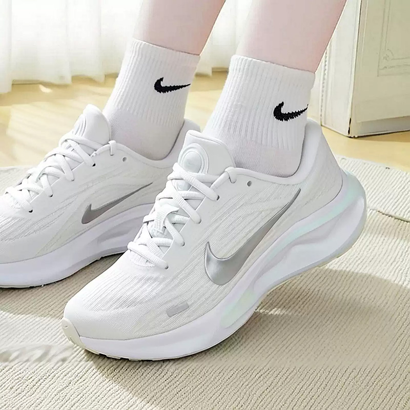 NIKE Dames Nieuwe Stijl JOURNE - Women Shoes Running Nike recensie en prijs