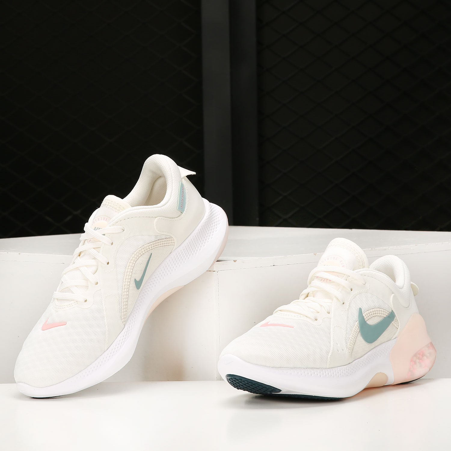 Nike Authentic Joyride Dual Ru - Women Shoes Running Nike recensie en prijs